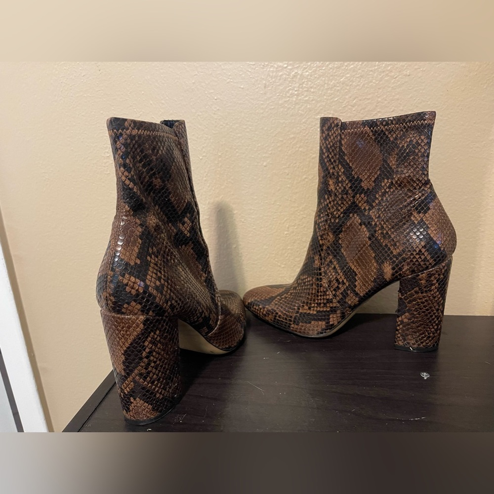 Also snake skin boots. Size 9. Lightly worn